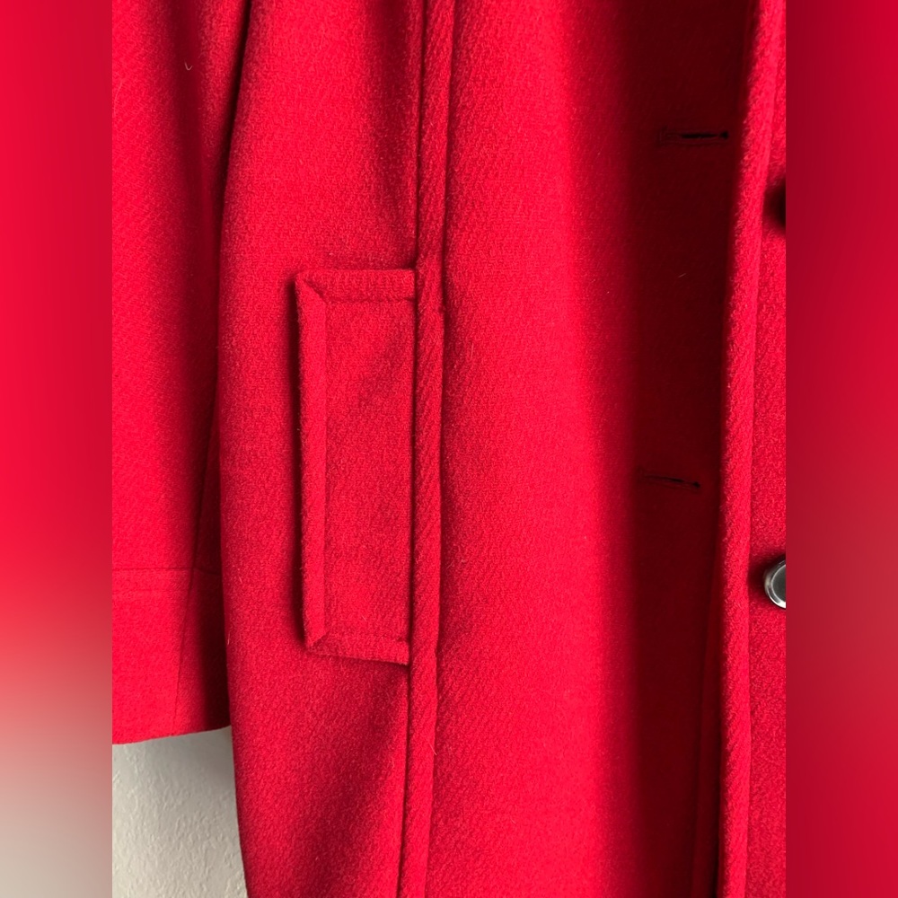 Classic red wool peacoat, women’s medium winter coat, fully lined, pocket detail - Picture 11 of 11